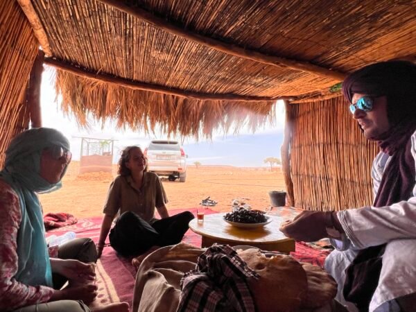 Excursion 4×4 à la rencontre des familles nomades dans le désert
